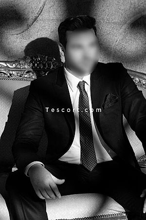 Lloyd Beaumont - Escort Boy Monaco