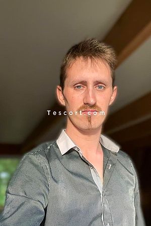 Mal1000Inferieur - Escort Boy Rennes