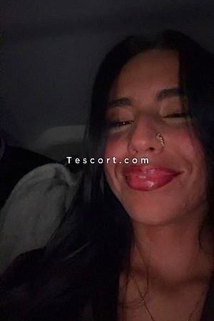 Zerroual - Escort Girl Poissy