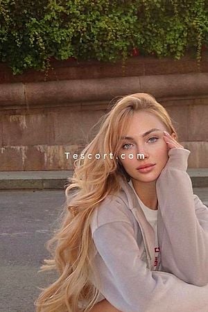 VAIRA DUO - Escort Girl Paris