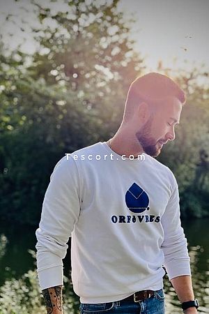 Srg - Escort Boy Bethune