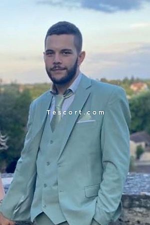 Oliviera - Escort Boy Besancon