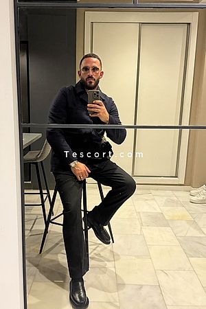 Miguel - Escort Boy Paris
