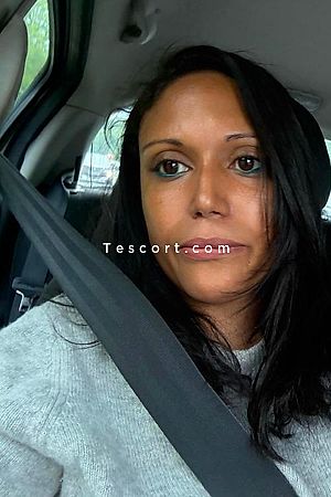 Aline78 - Escort Girl Versailles