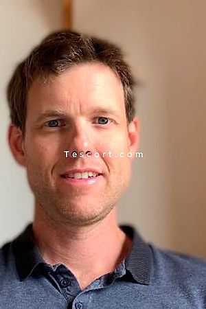 Hugo Paris - Paris Boy Escorts