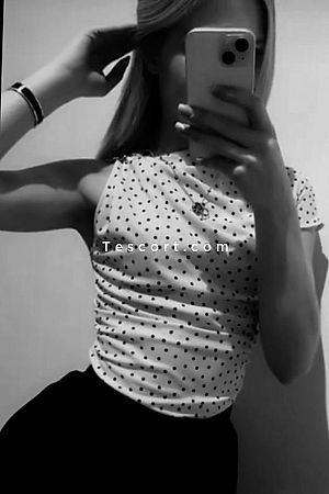 Lunaa - Escort Girl Lille