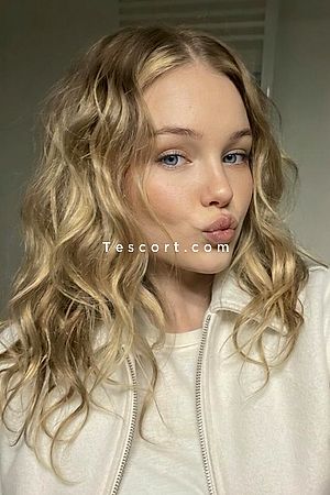 MINI MIMI duo - Escort Girl Roissy (CDG airport)