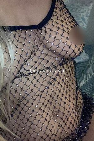 Melynaa - Escort Girl Hyères