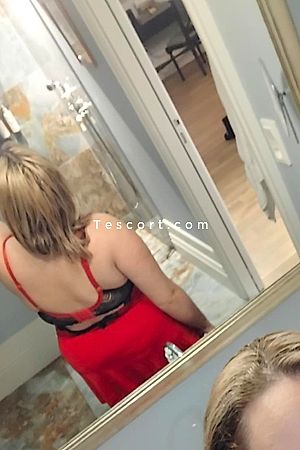 Ava - Escort Girl Toulouse