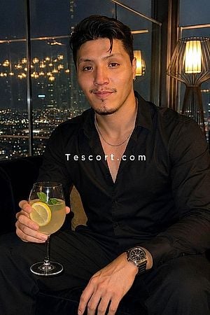 ThiagoSexyBack - Escort Boy Paris