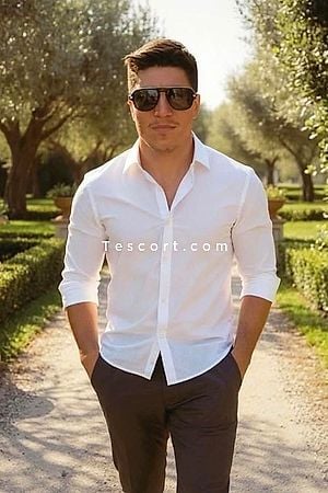 ThiagoSexyBack - Ivry-sur-Seine Boy Escorts