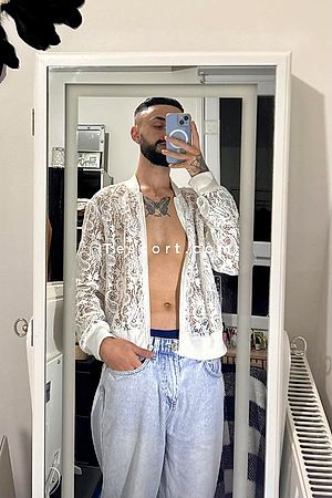 Selly - Saumur Boy Escorts