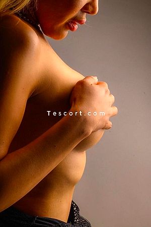 Manuela - Escort Girl Puteaux