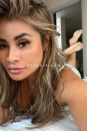 BRIDA - Escort Girl Courbevoie
