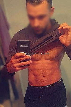 Artefact - Évian-les-Bains Boy Escorts