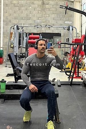 Maximo - Monaco Boy Escorts