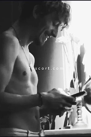 Maximumdeplaisir Photo