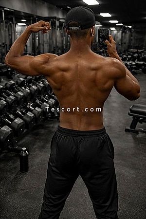 DarkGentleman - Escort Boy Nantes