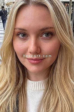 EVA А - Paris Escorts