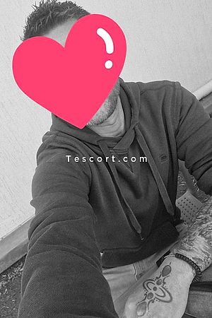 Lucas - Villefranche-sur-Saône Boy Escorts