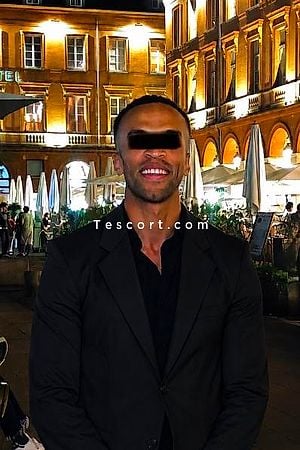 Melvyne - Escort Boy Toulouse