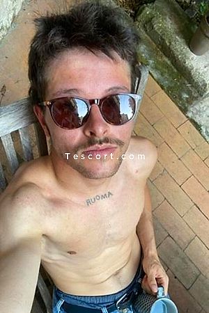 Hugo - Marseille Boy Escorts