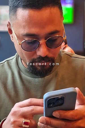 Akbbb95 - La Roche-Sur-Yon Boy Escorts