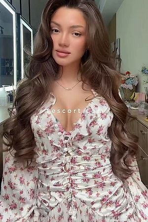 Tisia - Escort Boy Paris