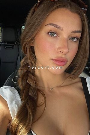 Tisia - Escort Girl Paris