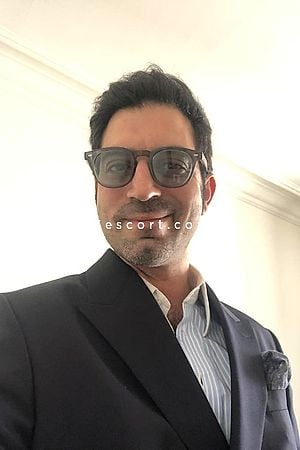 Delideli - Levallois-Perret Boy Escorts