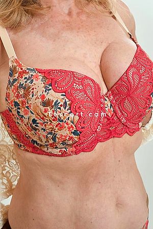 Roseline87 - Limoges Escorts