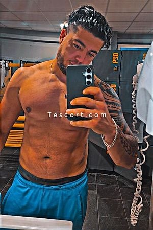 Majd - Escort Boy Poissy
