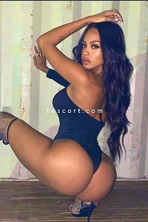 Mia - Escort Girl Brignoles