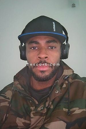 Jhonnys - Antibes Boy Escorts