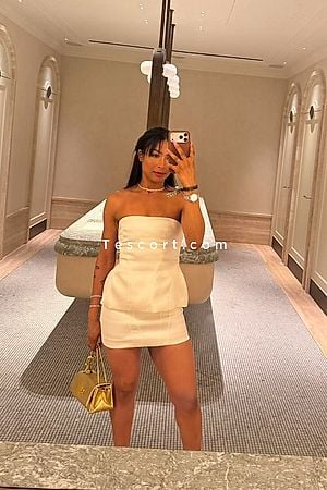 Stellinhaa - Antibes Escorts