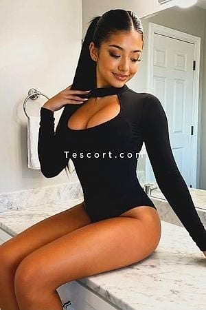 Arleth - Paris Escorts