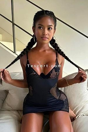 Bia Coquine - Versailles Escorts