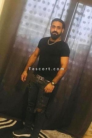 Demi - Escort Boy Paris