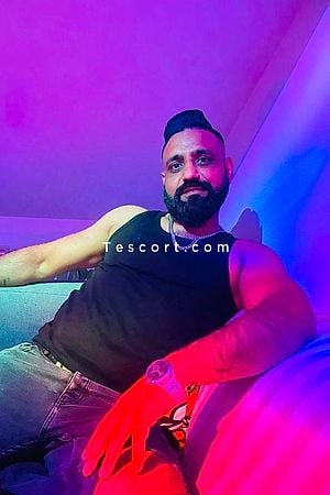 Demi - Paris Boy Escorts