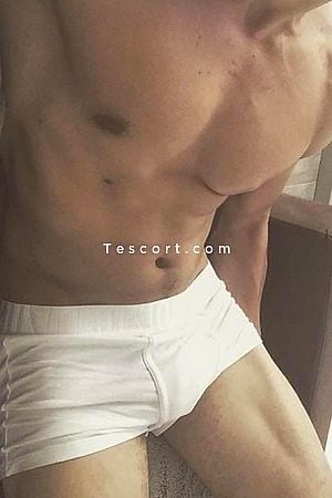 Pierre - Escort Boy Nantes