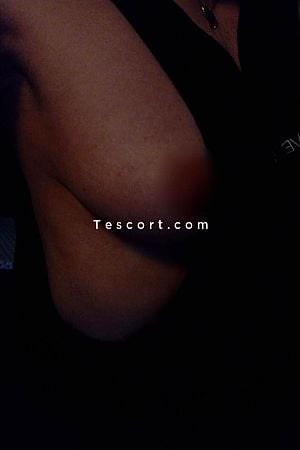 Catalya28 - Angoulême Escorts