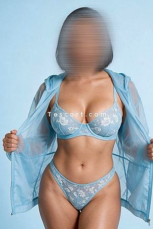 Sarah - Paris Escorts