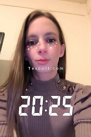 Justine - Châlons-en-Champagne Escorts