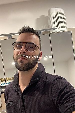 Alex - Angers Boy Escorts