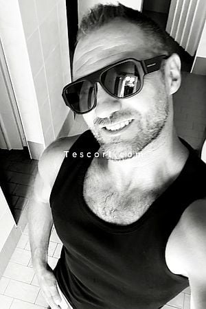 Johandsen - Escort Boy Annecy