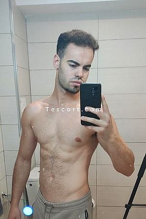Marco - Aix-En-Provence Boy Escorts