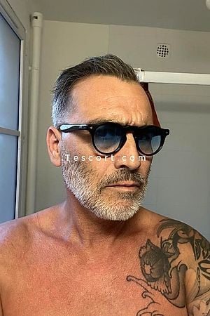 Nico3112 - Escort Boy Paris