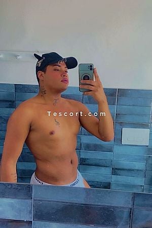 Hector - Valenciennes Boy Escorts