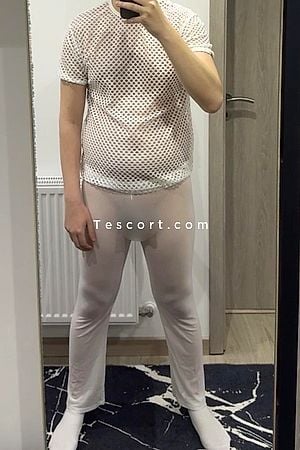 isak - Escort Boy Saint-Louis