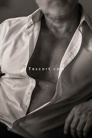 HectorMajor - Escort Boy Strasbourg
